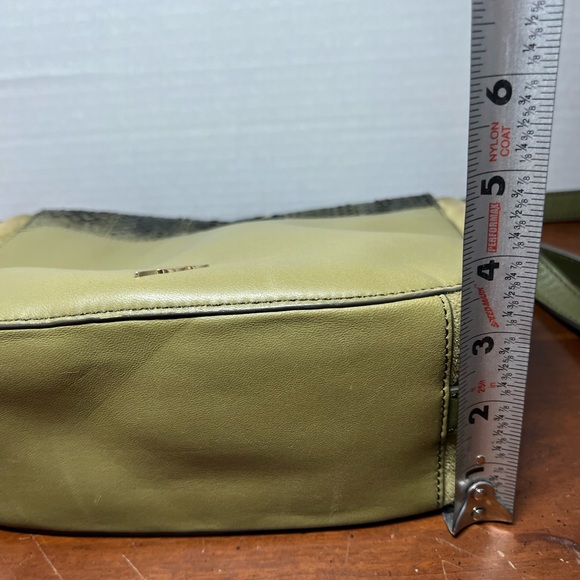 Brian Atwood Snakeskin Saddle crossbody Purse made w/ goat&lamb Green 10”x8” - Picture 16 of 16